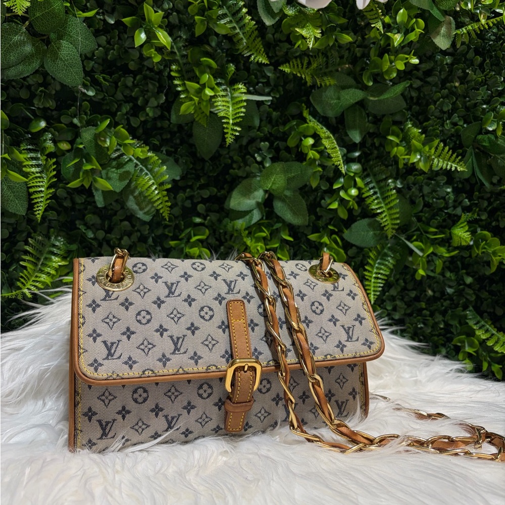 Louis Vuitton Mini Lin Camille